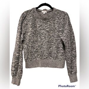 Colsie lightweight gray, black and cream crew neck sweater size Medium